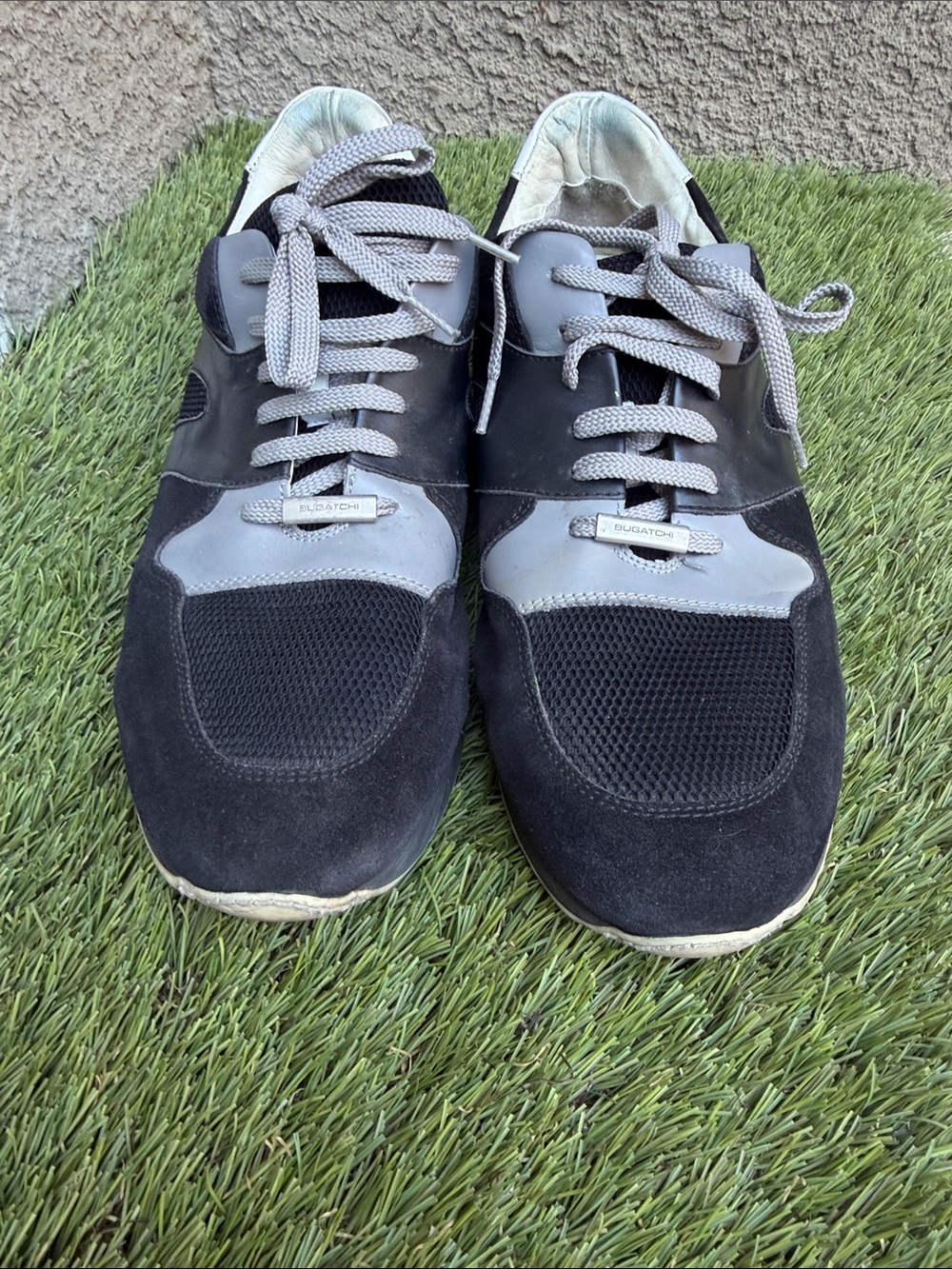 Bugatchi Men's Black and Gray Low-Top Sneakers